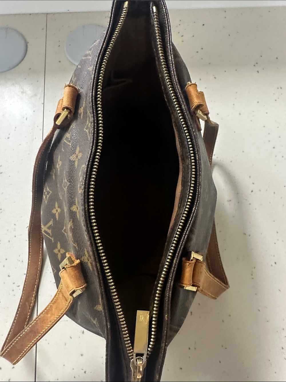 Louis Vuitton Monogram Canvas Tote in Brown and Tan - Picture 2 of 6